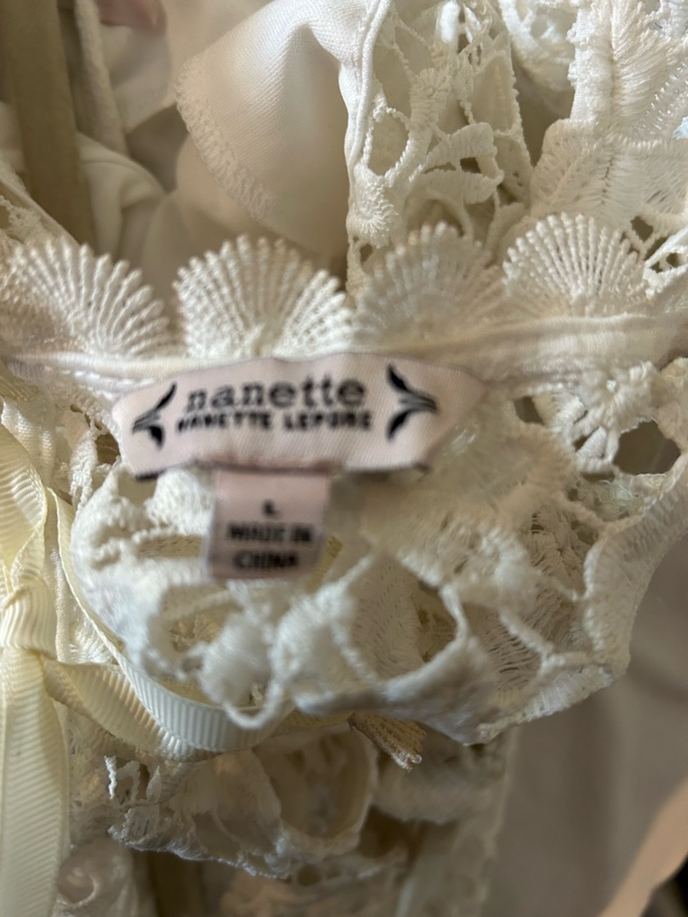 Nanette Lepore White Crochet Lace Sleeveless Camisole - Picture 3 of 4